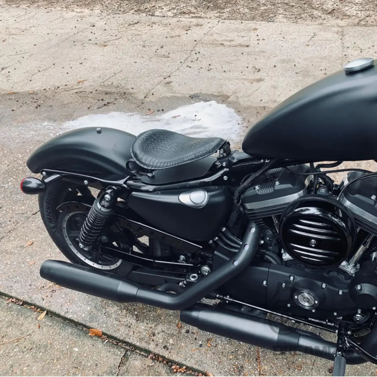 Motorcycle Retro Brown/Black Alligator Pattern Solo Seat  For Honda Shadow 700 Magna For Harley Sportster Bobber Chopper Rocker